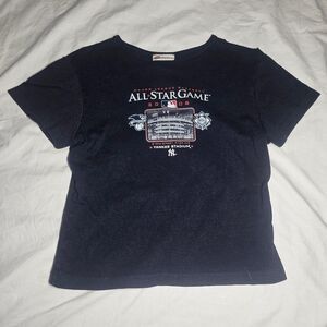 Vintage y2k 2008 baseball sporty baby tee